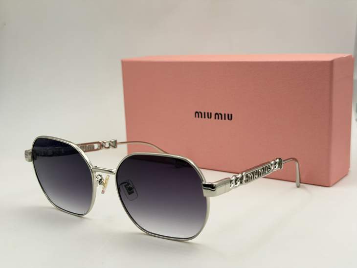 Picture of Miu Miu Sunglasses _SKUfw80879640fw